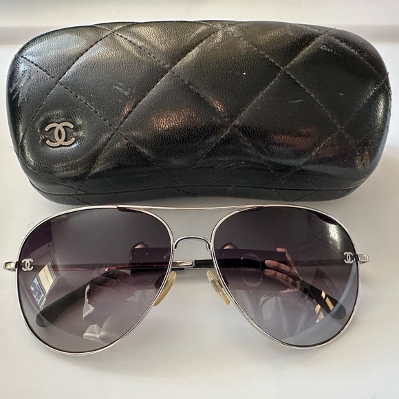 CHANEL Aviator CC Sunglasses 4189-T-Q Black - Picture 2 of 8